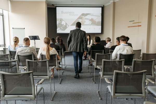 Stratégies Innovantes pour Concevoir une Formation en Gestion de la Propriété Intellectuelle pour Entreprises Pionnières
